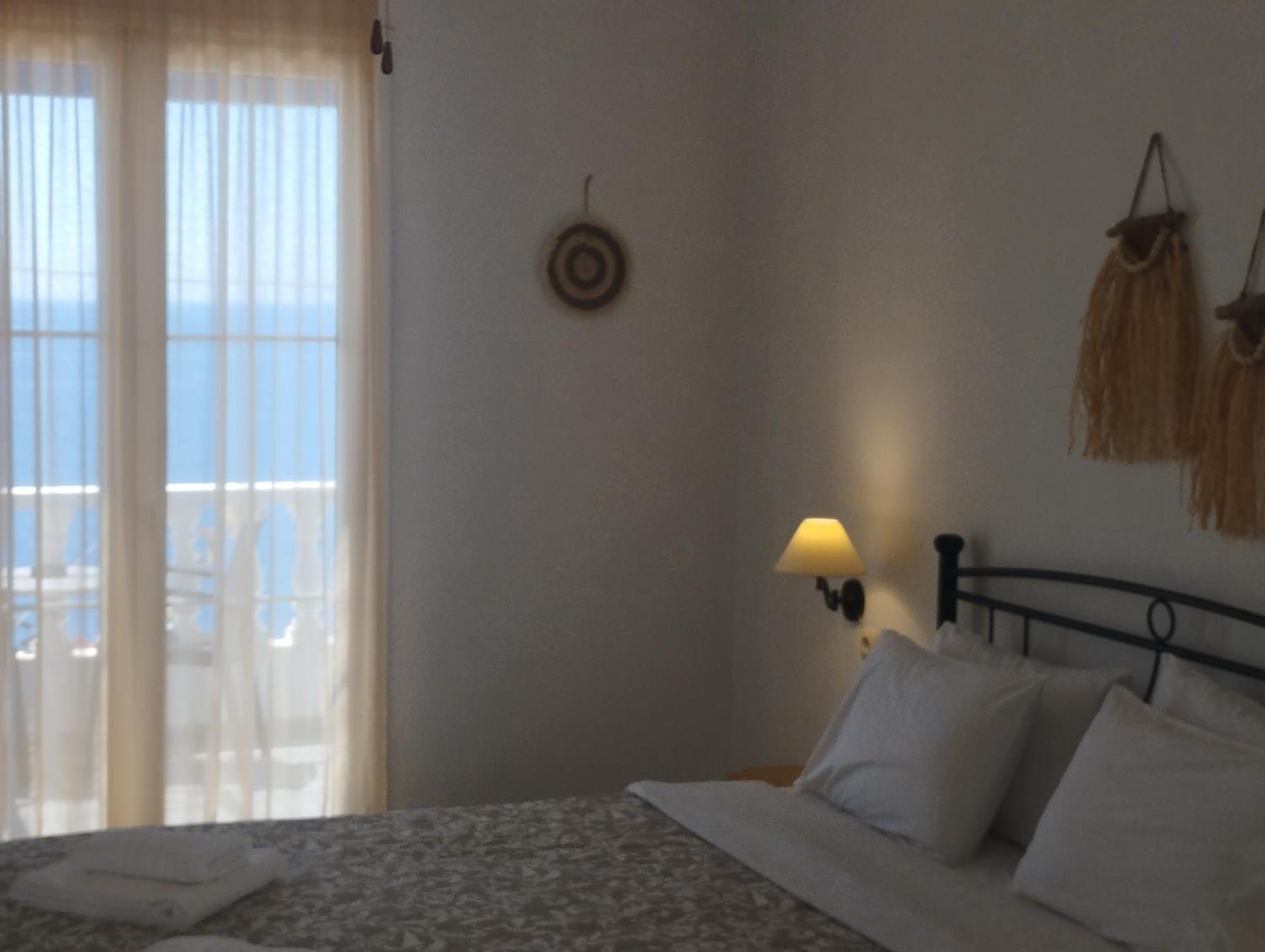 バトシ Marisini Sea Viewアパートホテル エクステリア 写真